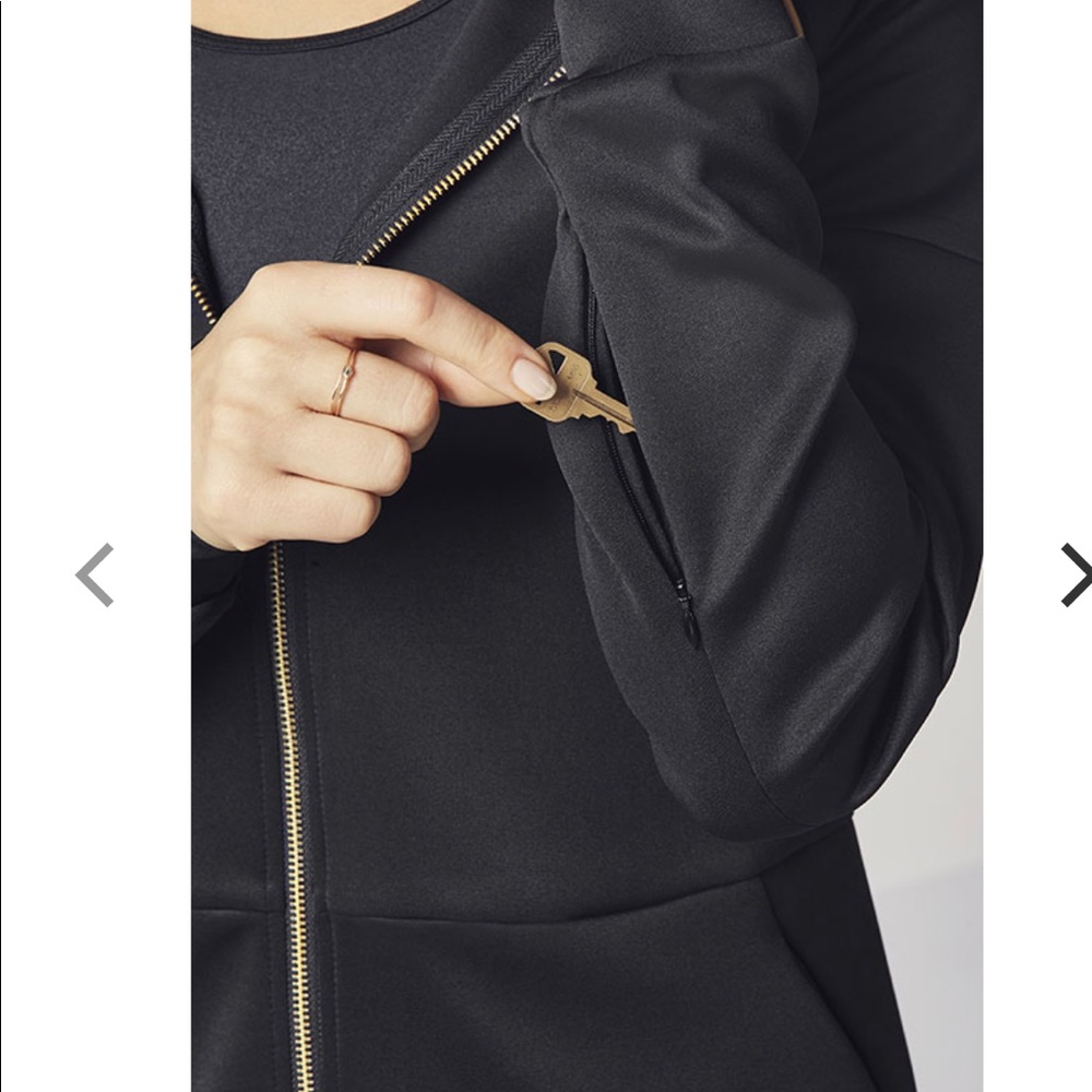 NWT Fabletics Livia Jacket - Picture 3 of 7